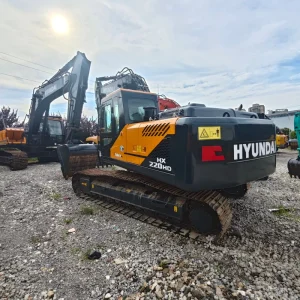 Korea Original Used Hyundai HX220HD Crawler Second Hand Used Excavator Machine HYUNDAI HX220HD with Engine High Efficiency Pump