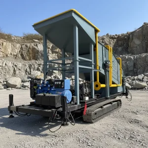 Large scale Gold Mining Sorting Machinery Remote controlled Tracked Vibrating Gold Screen Mobile Ore Screening Machine Motor