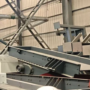 Linear Vibrating Feeder Mining Vibrating Feeder Grizzly Feeder Ore & Stone Feeding Equipment for Quarry Crusher Plant