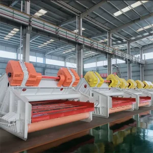 Linear Vibrating Screen with Motor and Bearing for Gold Mining and Mineral Processing