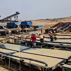Mineral Ore Dressing Production Line Processing Plant Tin Ore Gravity Separation Machine with Engine As Core Component
