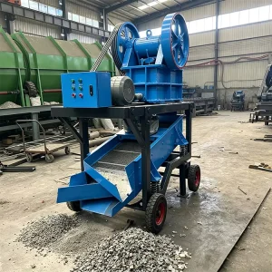 Mini Mobile Jaw Crusher Machine PE150x250 with Vibrating Screen for Sand Making Production