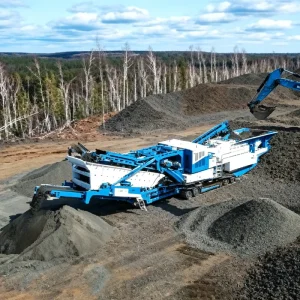 Mobile Impact Crusher Screening Plant AC Motor 150-250t/h Capacity Hard Rock Granite Basalt River Pebble