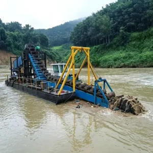 Movable Bucket Gold Dredger 6m Excavation Depth Gravity Separation Plant for West Africa Small Scale Miners