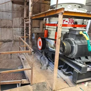 Multi Cylinder Intelligent Cone Crusher with PLC Control AC Motor High Capacity for Granite Crushing