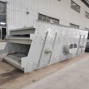Multi Layer Vibrating Ore Screening Machine With Gearbox And Bearing Carbon Steel Construction