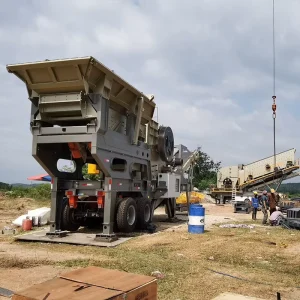 Ore Golds Processing Equipment Mobile Compact Concrete Crusher 100 200Th Mobile Stone Jaw Crusher
