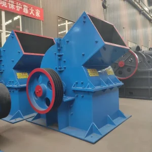 PC Series Hammer Crusher for Limestone Basalt Granite Portable Stone Ore Crusher with Engine Motor Core Components