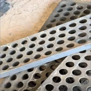 PCZ 0808 Hammer Crusher Spare Parts OEM Replacement Sieve Screen Plate for Secondary Crushing
