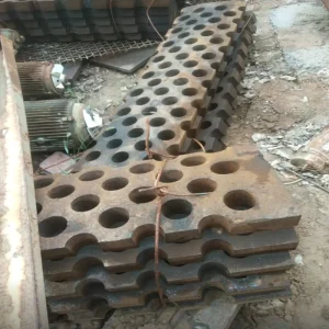 PCZ1820 Hammer Crusher Parts Precision Sieve Plate and Grate Bar Replacement