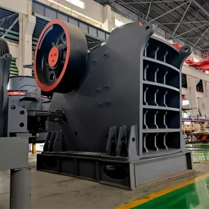 Portable Mobile Jaw Crusher Plant PE 900X1200 220 450 T h Capacity for Mining Construction Limestone Long Service Life