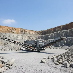 Portable Mobile Stone Crusher Plant 50-200 Tph for Processing Various Minerals and Rocks Like Limestone and Gypsum