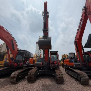 Second Hand 34Ton DX340LC 9C Used Doosan Excavator with Engine As Core Component
