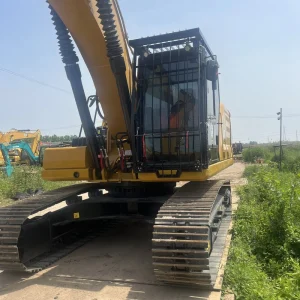 Second Hand CAT330GC Hydraulic Excavator Low Working Hours Stable Hydraulics for Road Foundation Engineering