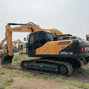 Second Hand Hyundai 225LC 9S 22t Crawler Excavator Original Hydraulic Digging Machine Used Excavator