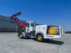 Single Boom Rock Drilling Jumbo Underground Tunnel Drilling Rig PLC for Railway Highway Hydropower Mine Tunnel Construction