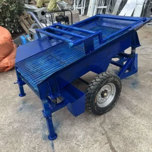 Small Mobile Diesel Powered Gold Vibrating Screen for River Sand Placer Gold Washing Processing Plant