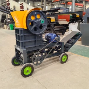 Small Portable Gold Mining Equipment with PE150x250 Jaw Crusher
