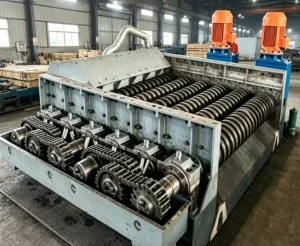 Steel Heavy Duty Vibrating Sieve Roller Screen with Discs for Mineral Classification 15000KG