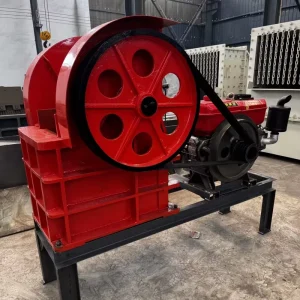 Tire Mounted Jaw Mobile Crusher for on Site Processing of Basalt Iron Ore and Granite