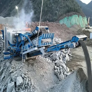 Track Impact Crushing Screening Plant 352KW Hybrid Power Smart PLC AC Motor 250-500t/h Capacity Gold Mining
