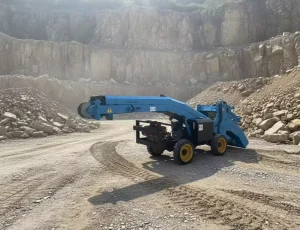 Underground Wheeled Mucking Loader with Motor and Engine High Capacity Mining Slag Raking Machine for Big Slope Operations