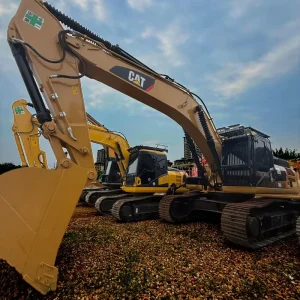 Used Caterpillar 330D2L 30 Ton Original Engine Low Hours Crawler Excavator for Construction Mining