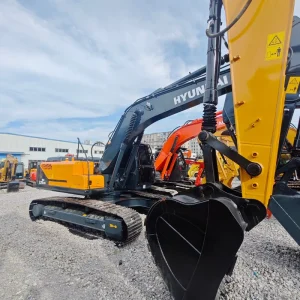Used Crawler Hydraulic Excavator Korea Hyundai HX225HD for Sale