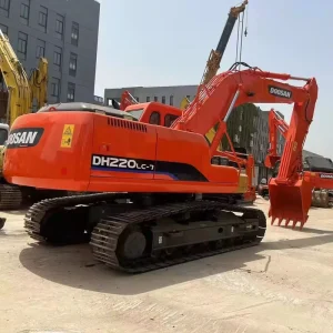 Used Doosan DH220LC 7 Crawler Excavator 22 Ton Hydraulic Digger Low Working Hours Construction Machinery