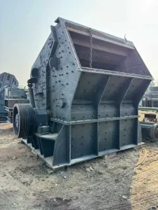 Used Impact Crusher PF1620 Primary Crushing Machine AC Motor Max.300t/h Capacity Gearbox Bearing Gear Crush Ore