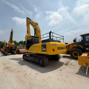 Used Komatsu PC300 Crawler 30Ton Original Used Excavator with Engine Motor