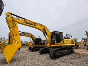 Used Komatsu PC350 Excavators Are 35 ton Class Excavators Widely Used in Earthmoving Mining Municipal Engineering Etc