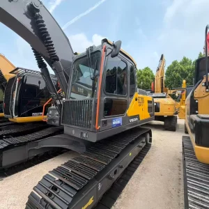 Used Less Working Hour Second Hand Crawler ExcavatorVolvo EC210D EC210D 21Ton Hydraulic Used Excavator Volvo EC210 for Sale