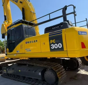 Used PC300 Crawler Excavator 30Ton Japan Original PC300-7 Hydraulic Digger for Construction & Mining