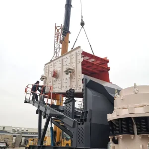 Vibrating Screen Machine 3 Deck Mining Vibrating Screen for Rock Processing