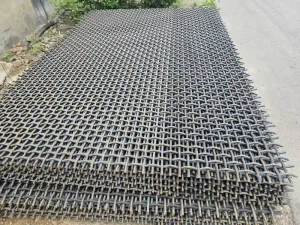 Wear resistant and durable linear manganese steel woven screen used for crushing equipment