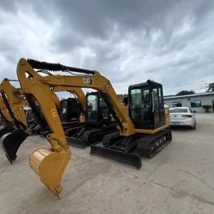 Well-serviced CAT 306E2 Small Digger with Low Mileage Buyers Can Watch Machine Operation Via Video Call in Advance