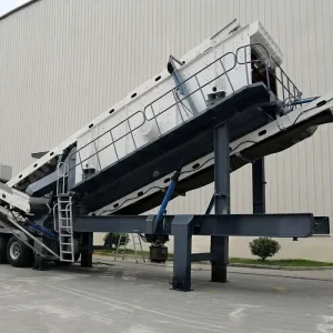 Wheel Mobile Crushing Station HP300 Cone Crusher with 6018 2-Deck Vibrating Screen High Capacity Aggregate Plant