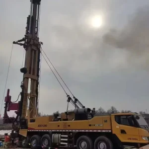 XSC1300 Deep Well Drilling Rig 3000m Depth Capability Diesel Engine Powered 1300kN Lifting Force 571kW Mining