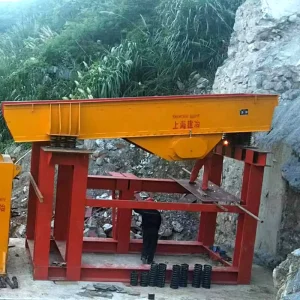ZSW600*110 Vibrating Feeder Heavy Duty Mining Feeder for Stone Crusher Rock Crushing Plant 200 550 T h Capacity